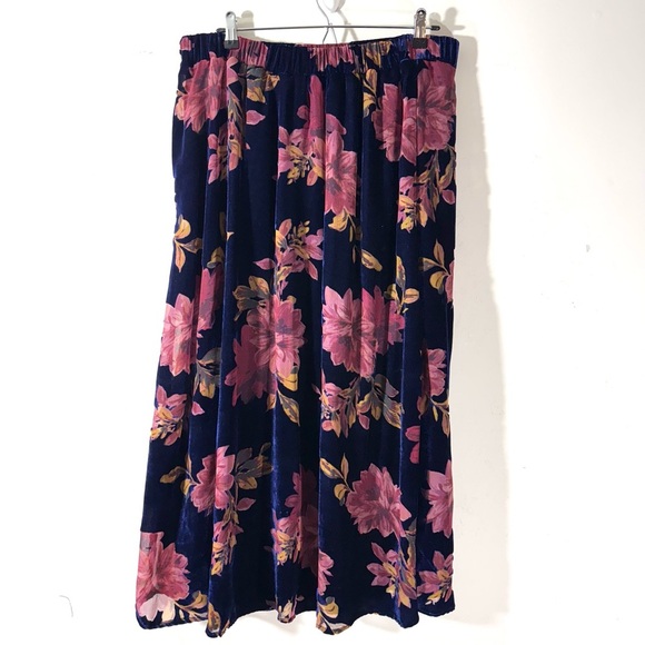 Coldwater Creek Velvet Floral Midi Skirt Elastic Flowy Lined - Picture 2 of 7